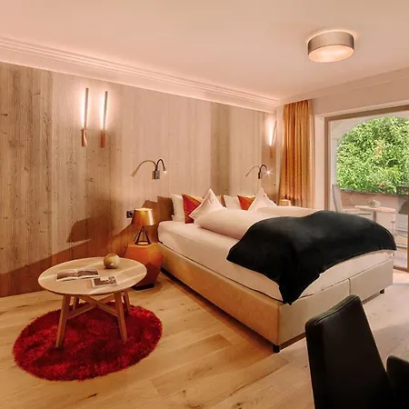 Lunaris Wellnessresort 5* Cadipietra