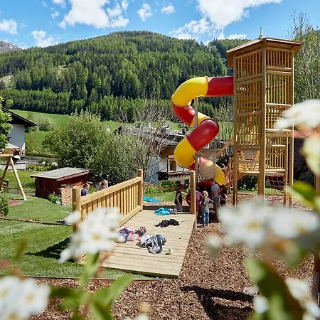 Hotel Lunaris Wellnessresort Cadipietra