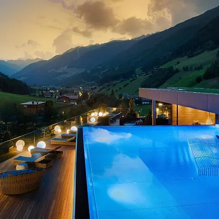 Hotel Lunaris Wellnessresort 5*